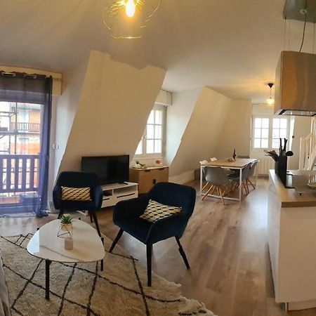 Duplex Au Coeur De Deauville Avec Vue Imprenable Et Parking Prive 외부 사진